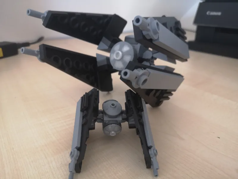 brick StarWars 30685 Tie Interceptor 100% - 200%