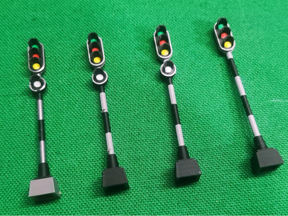 Semáforo para maqueta de trenes Escala H0 1:87
