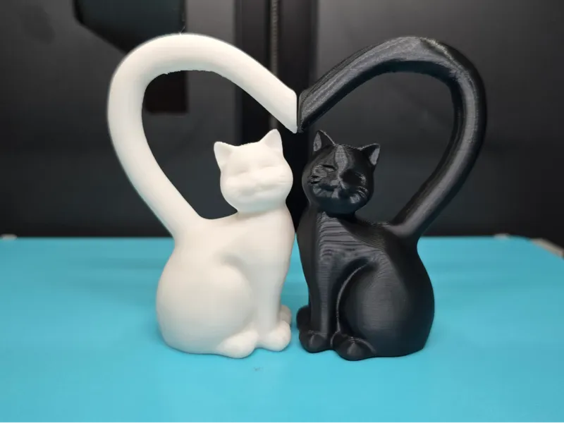 Cat love figure