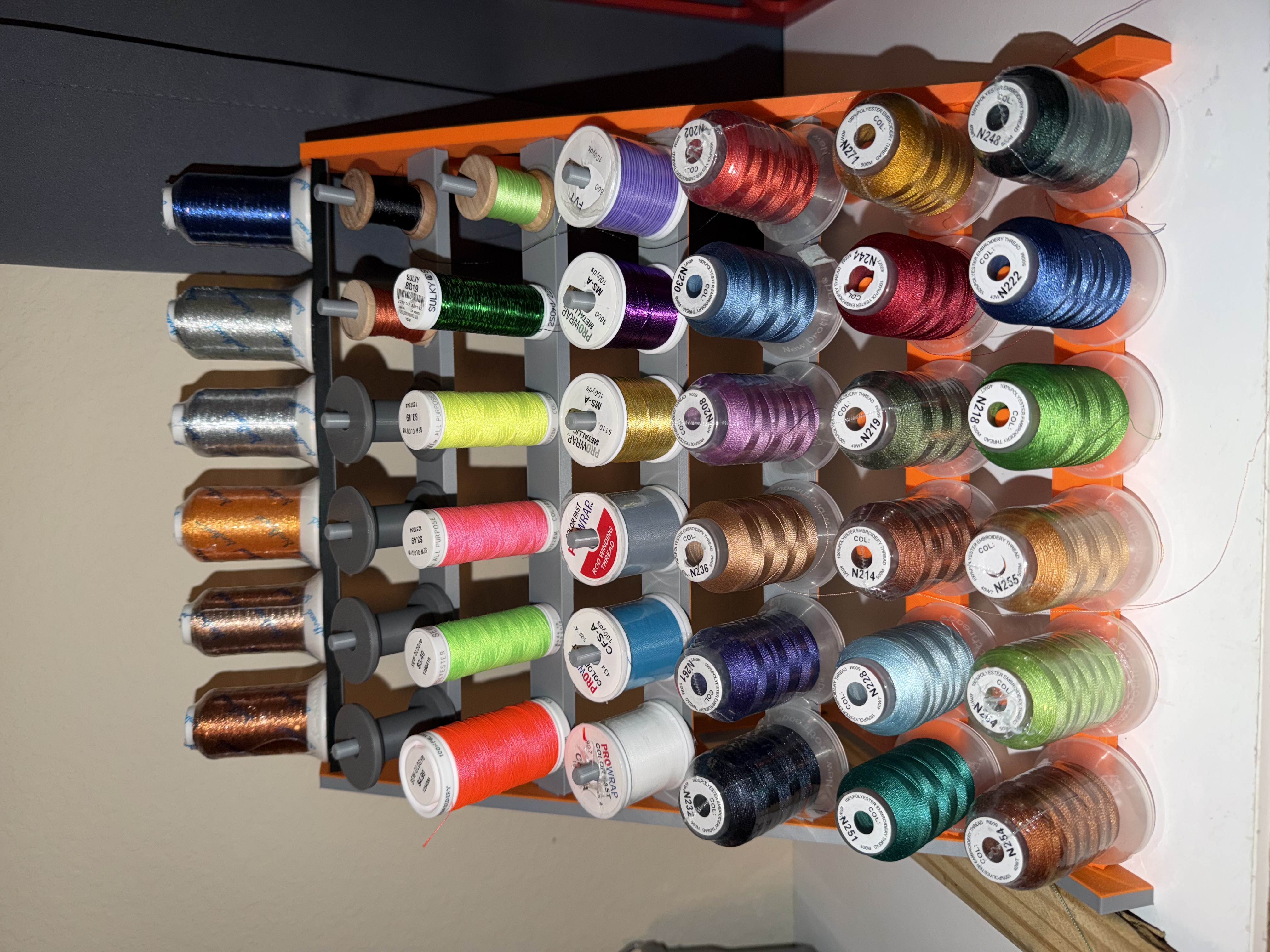 Miniatura 2 do modelo 3D Modular 42-Spool Thread Rack (Expandable System)