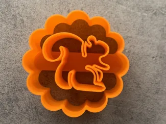 Squirrel cookie cutter