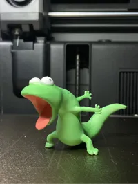Statuette du lézard meme viral — photo 3