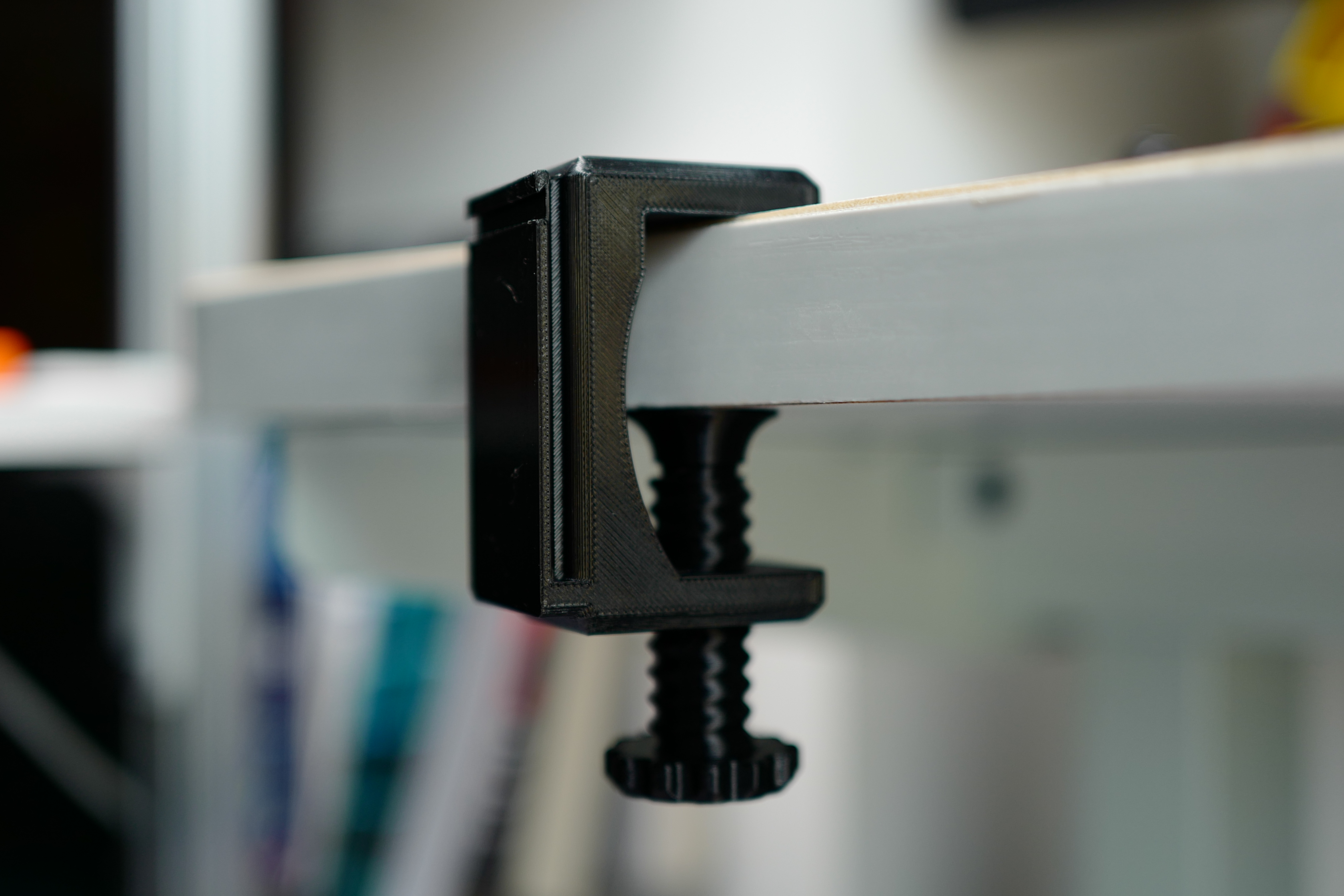 Miniatura 2 do modelo 3D 全打印件模块化桌面夹持系统---桌边杯架模块（可以单独放大杯体）