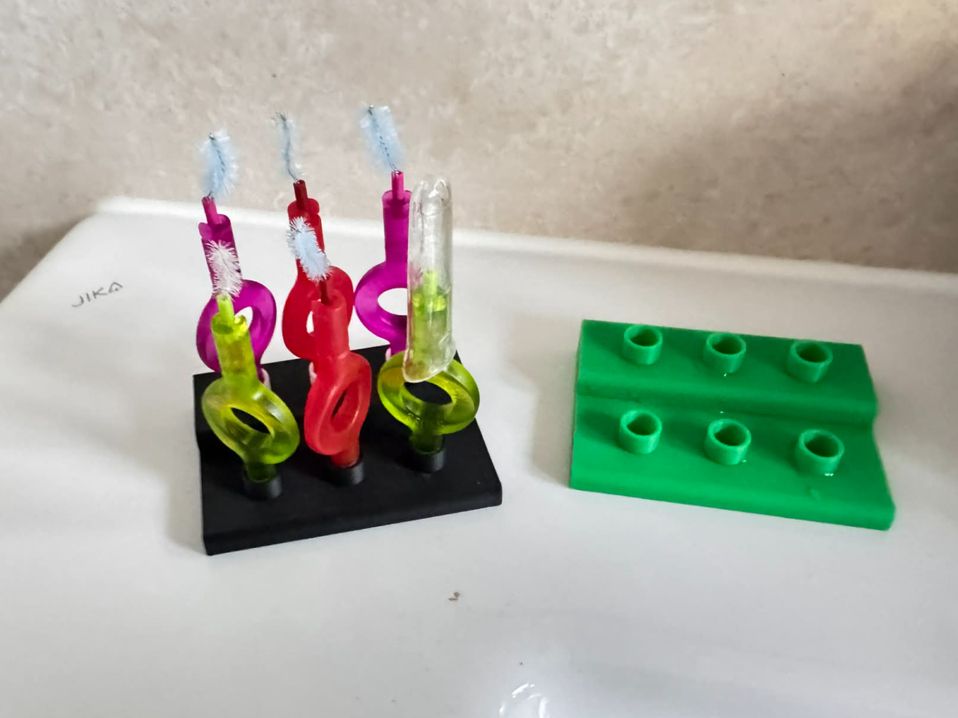 Interdental brush stand