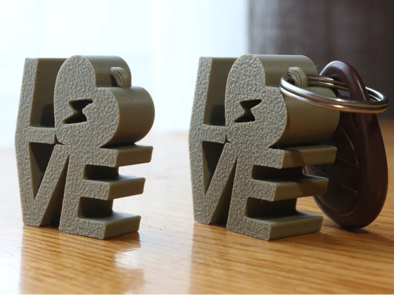 3D LOVE Keychain – Heart Edition 