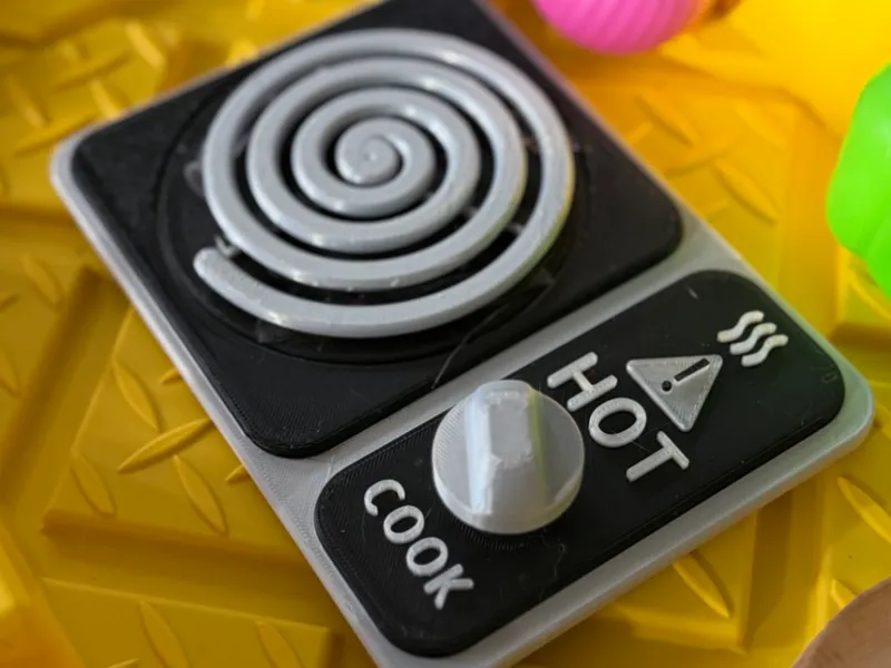 Child's Stove with Working Knob