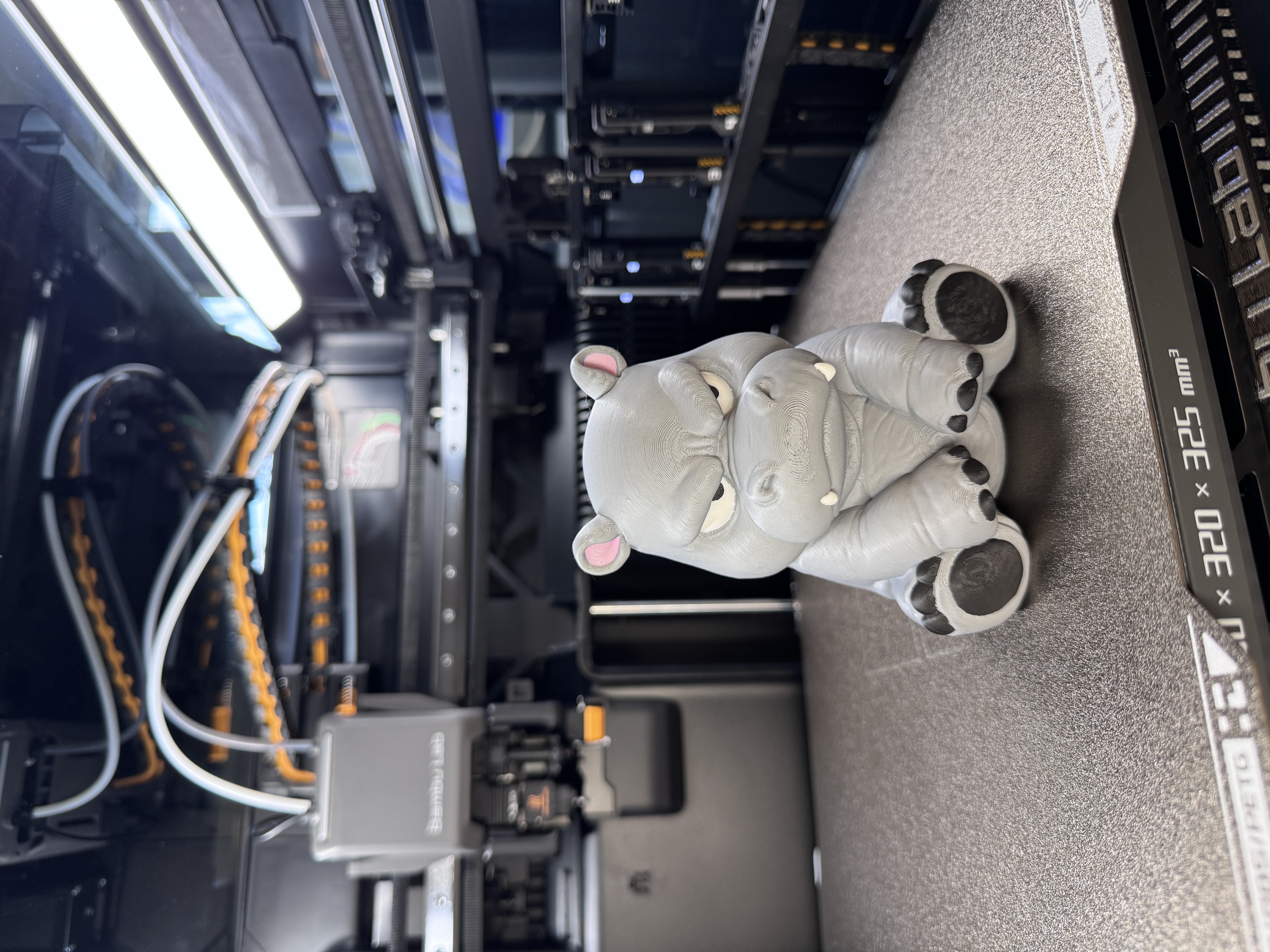 Miniatura 3 do modelo 3D Grumpy Hippo