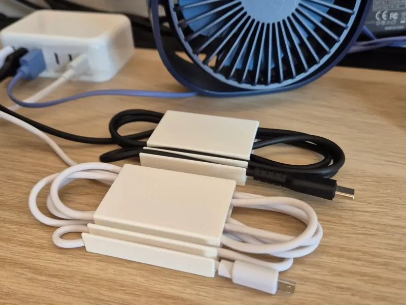 USB cable desk organiser
