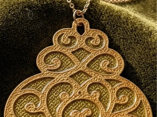 Filigree-Inspired Pendant (Coração de Viana)
