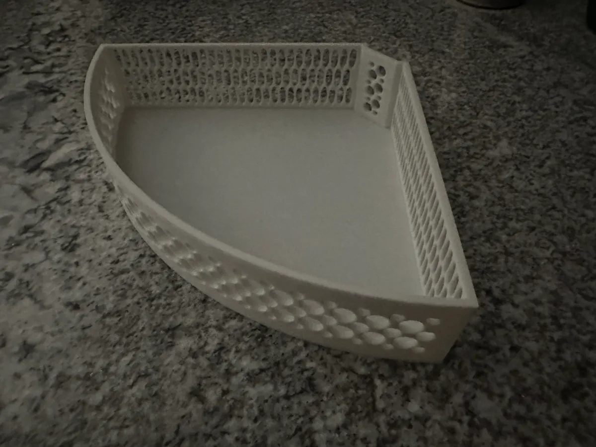 Bac en quart de cercle pour étagère de salle de bain