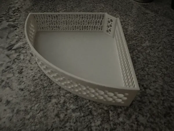 Bac en quart de cercle pour étagère de salle de bain