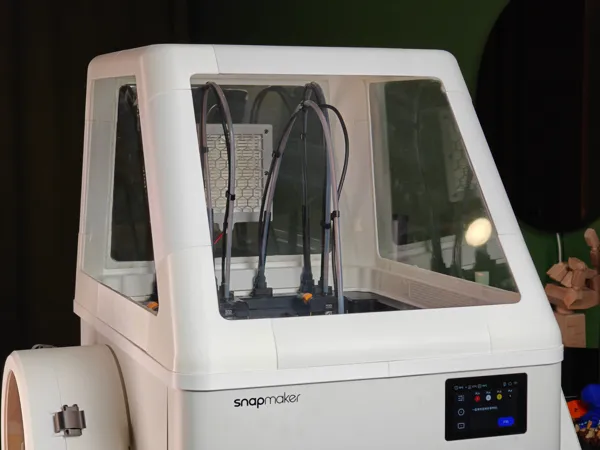 https://makerworld.bblmw.com/makerworld/model/US1902108956a9a3/design/2025-12-25_8e5a294dd032c8.jpg