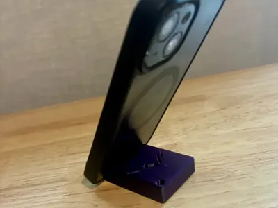EDC Phone Stand
