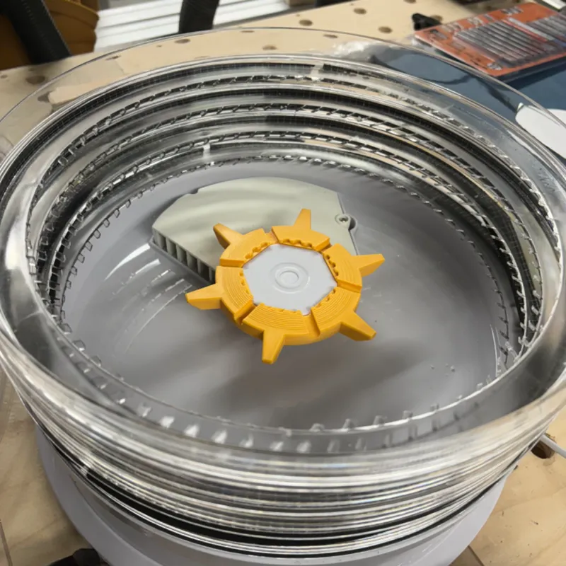 Spool Mount for Food Dehydrator