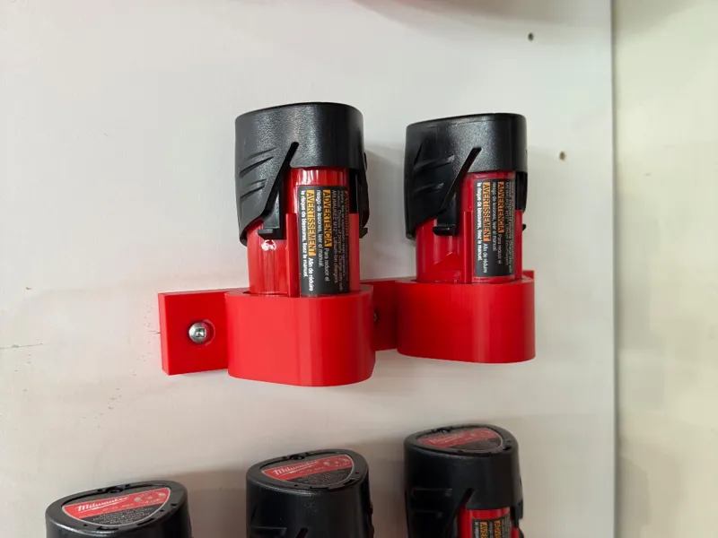 Milwaukee M12 2 battery holder