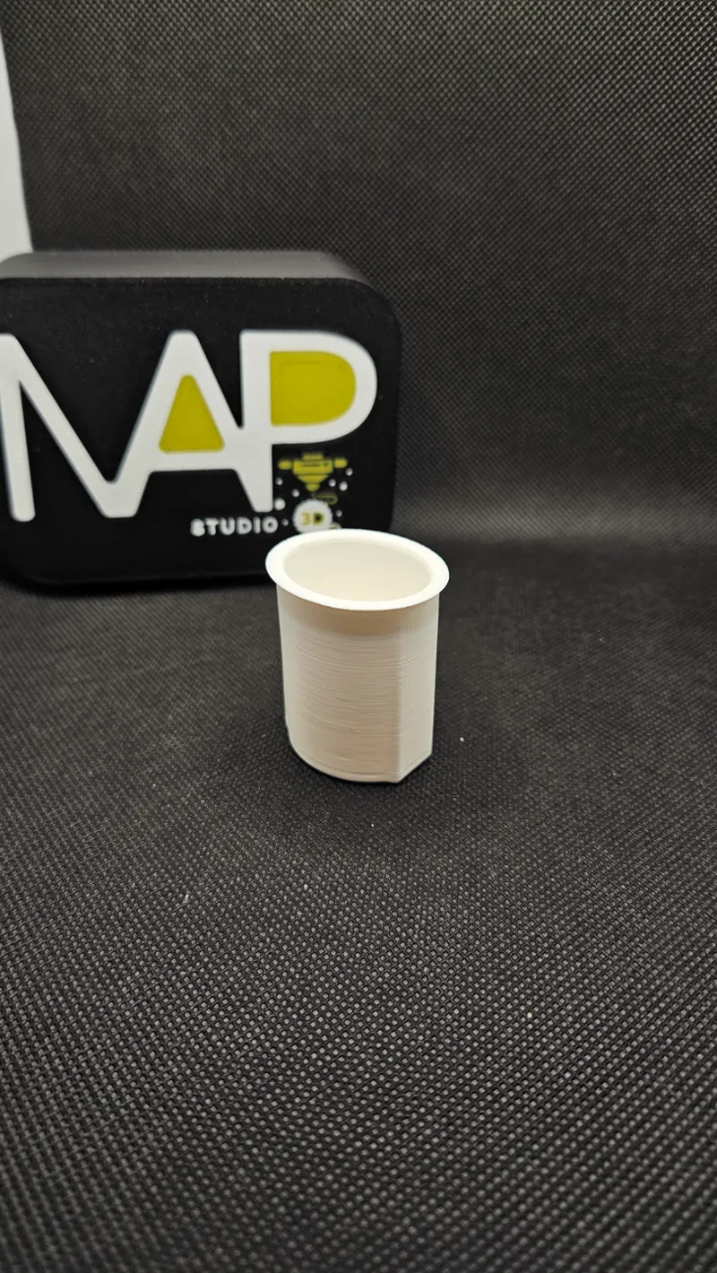 "Dummy cup" - Third slot replacer for Oral B Toothbrushes holder