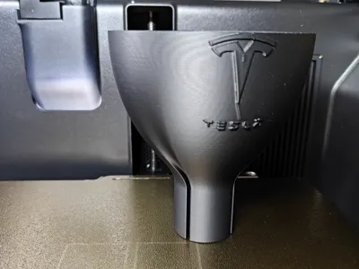 Tesla Model 3/Y Fluid Funnel with Logo (Vented)