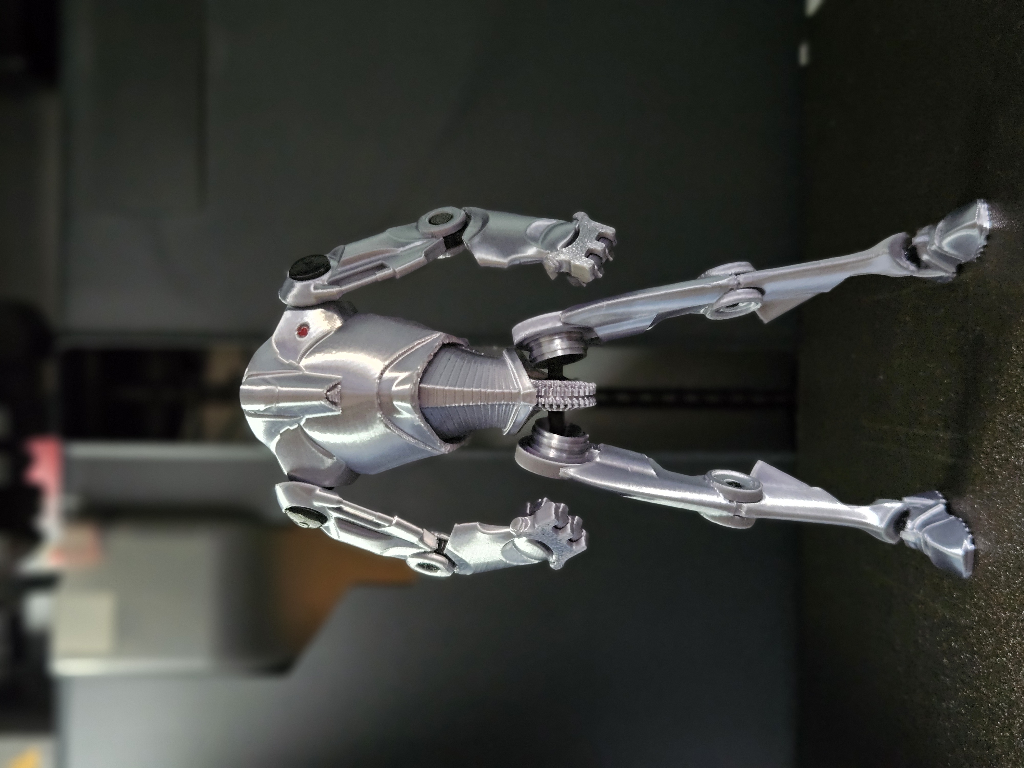 Miniatura 1 do modelo 3D Super Droid de combat -  B2