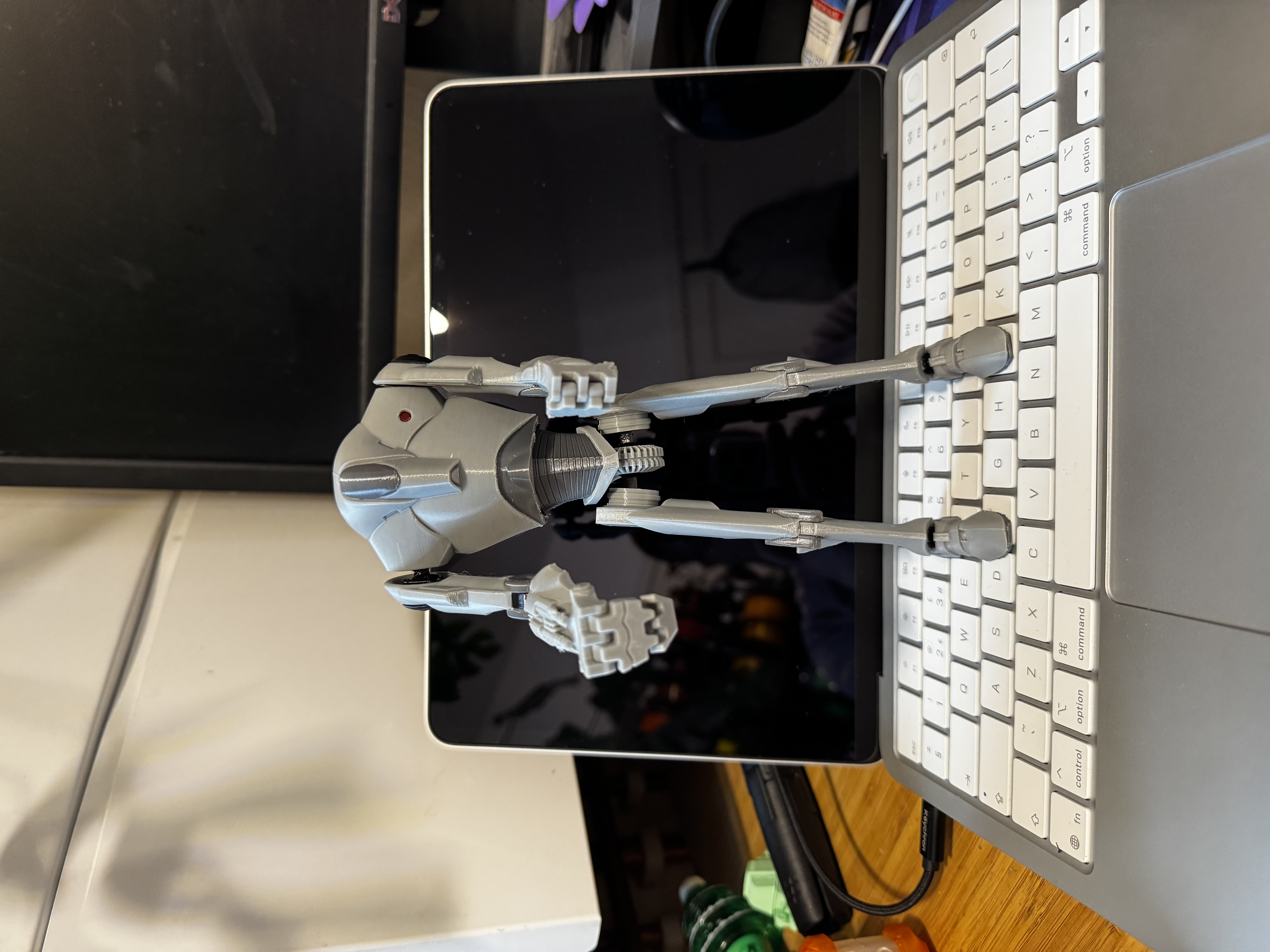 Miniatura 7 do modelo 3D Super Droid de combat -  B2