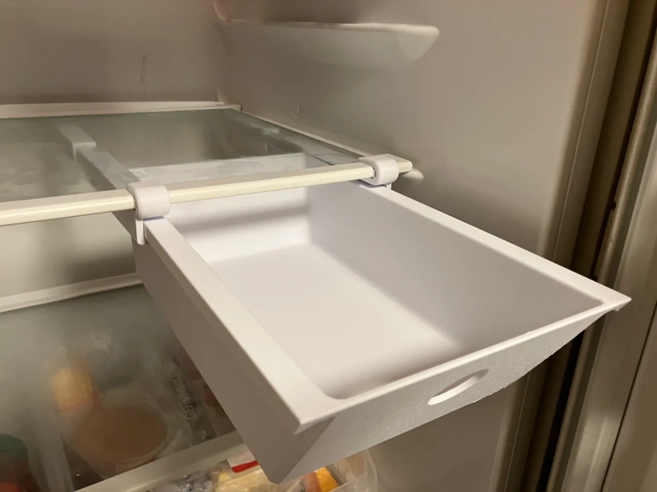 Fridge drawer with universal rails, less support view 3