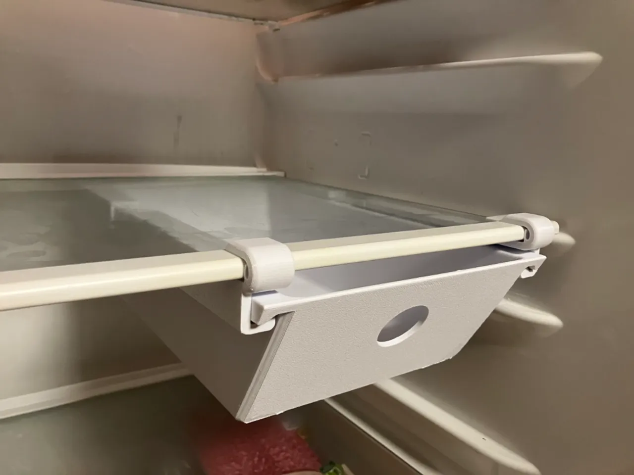 Fridge drawer with universal rails, less support view 2