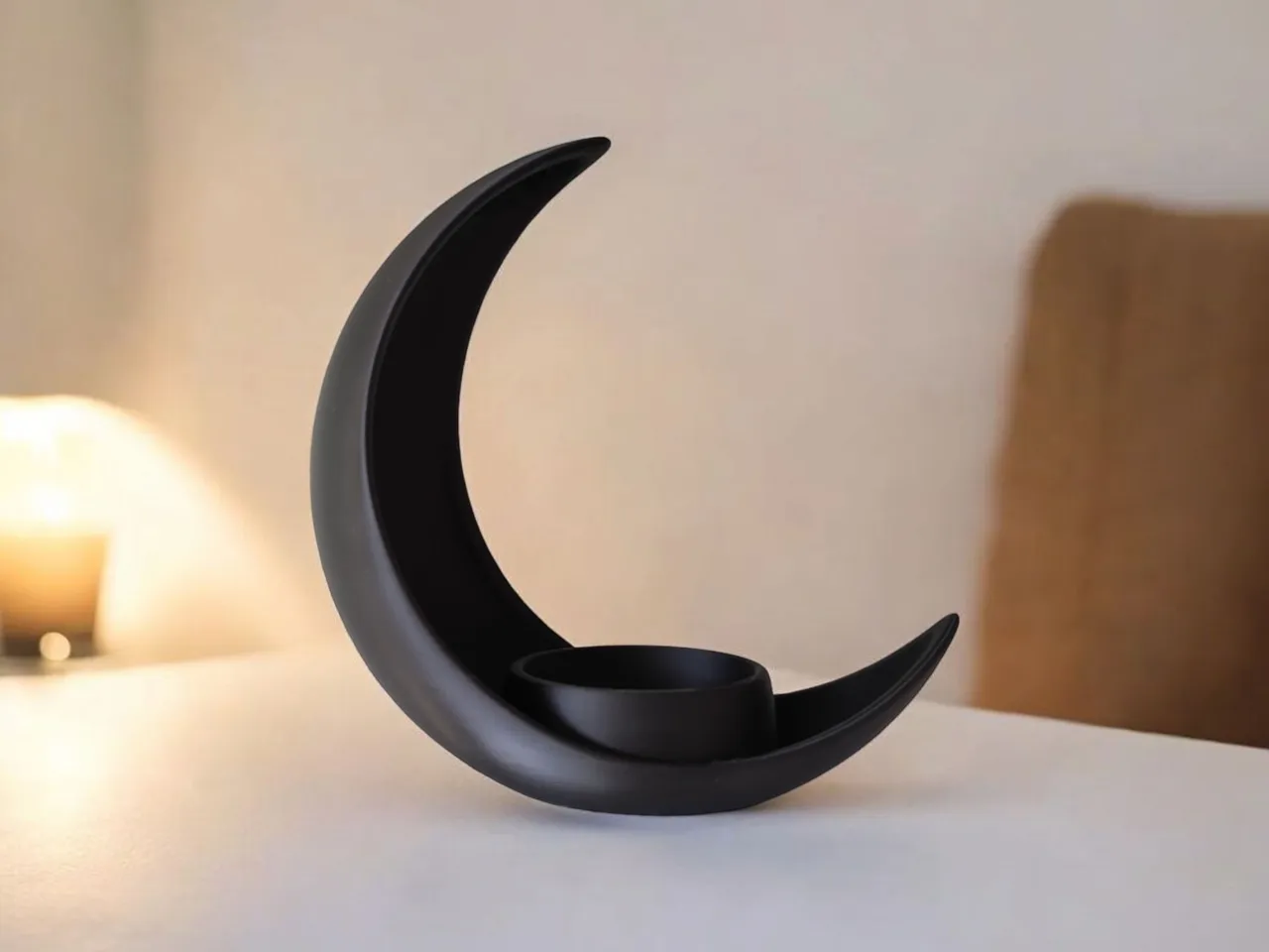 Crescent Moon Decoration With Elliptical Plant Pot view 3