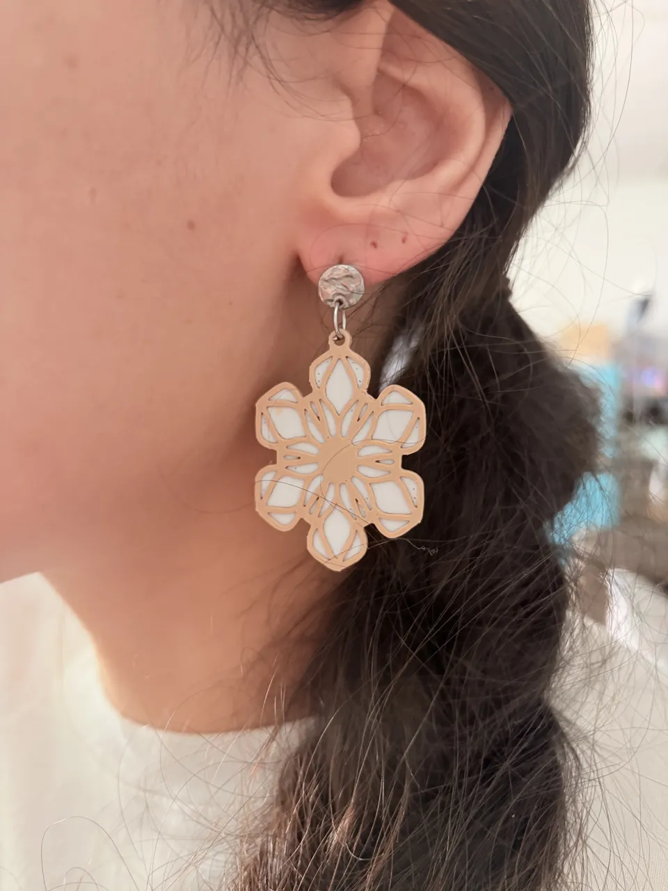 Pendientes mandala flor view 3
