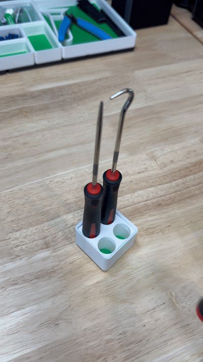 Gridfinity 4x pick holder, 1x1 4U design, 16.2 mm