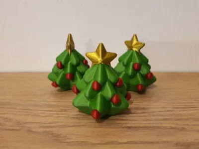 Roundy Christmas Tree
