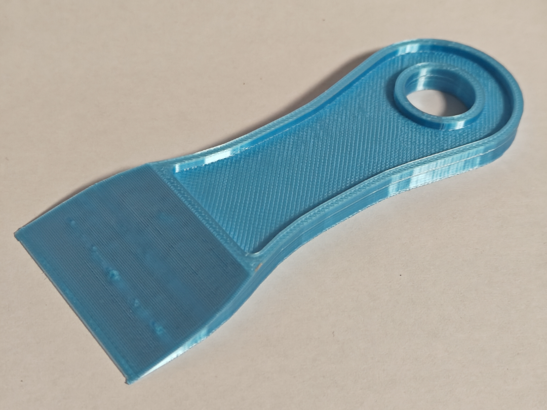 Hex-Grip Bed Scraper | Ergonomic Remover