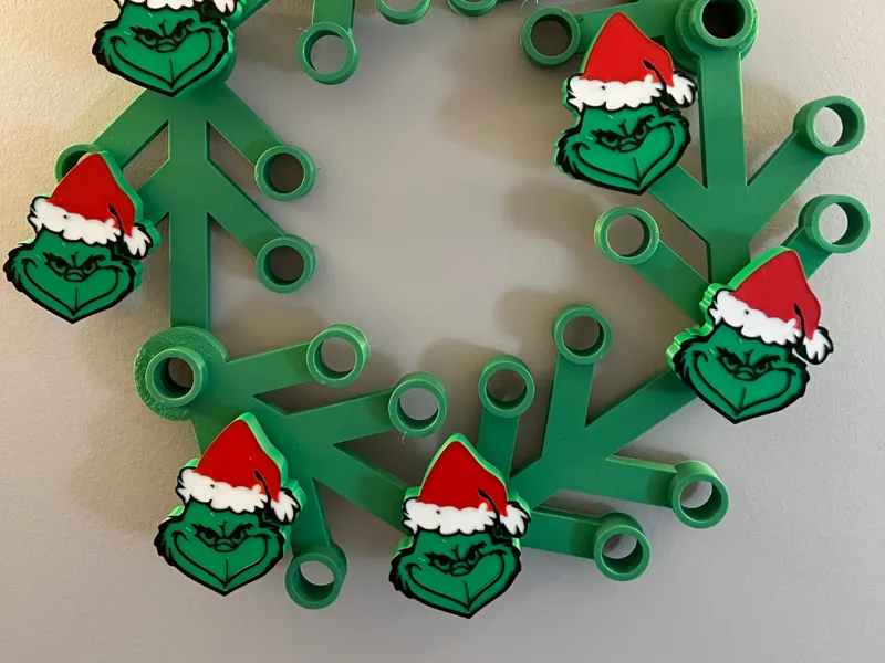 The Grinch LEG0 wreath