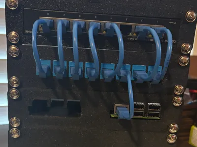 Mini Server Rack for TP-Link TL-SG108 Remix