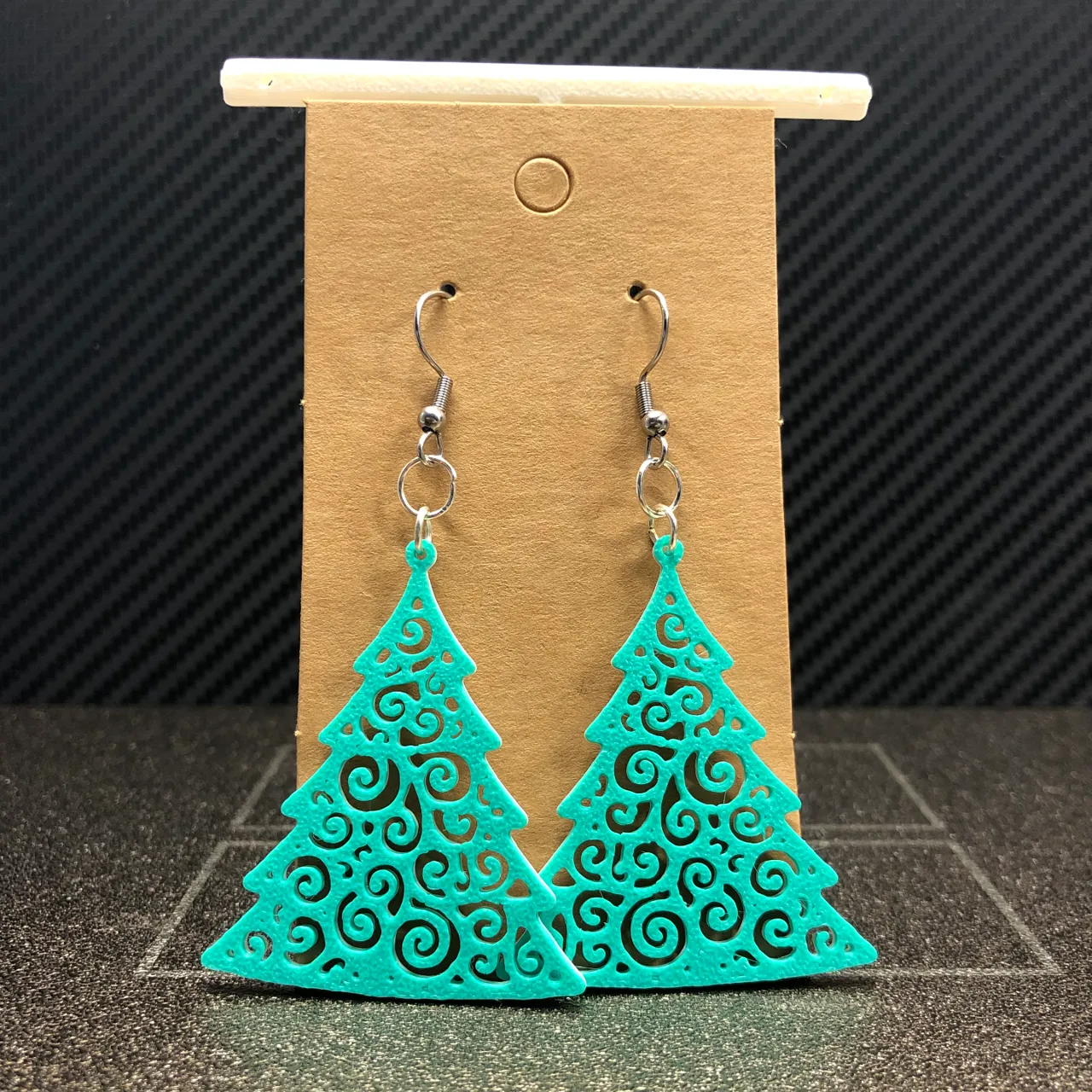Christmas tree earrings no AMS view 4