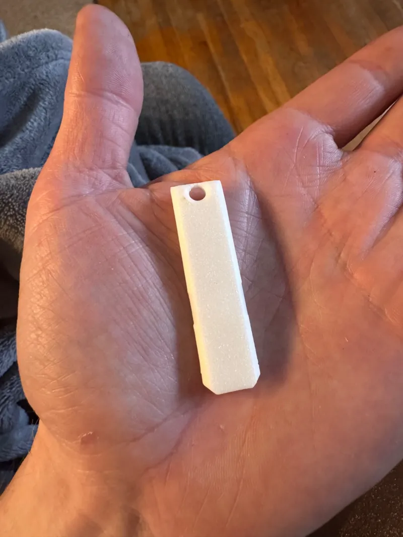 Man Das a Tiny Whistle