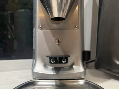 Mazzer grinder dosing cup platform