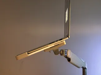 Macbook Pro 16 VESA monitor arm adapter mount