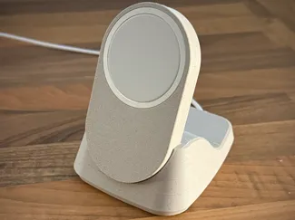 Magsafe stand