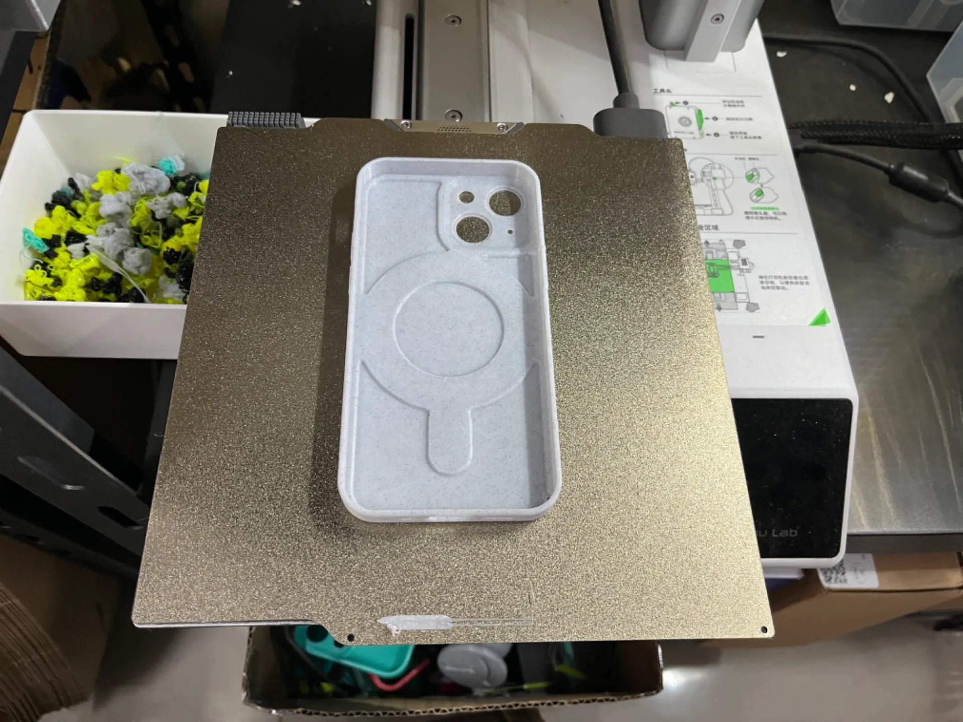 Miniatura 1 do modelo 3D iPhone13mini纯平手机壳