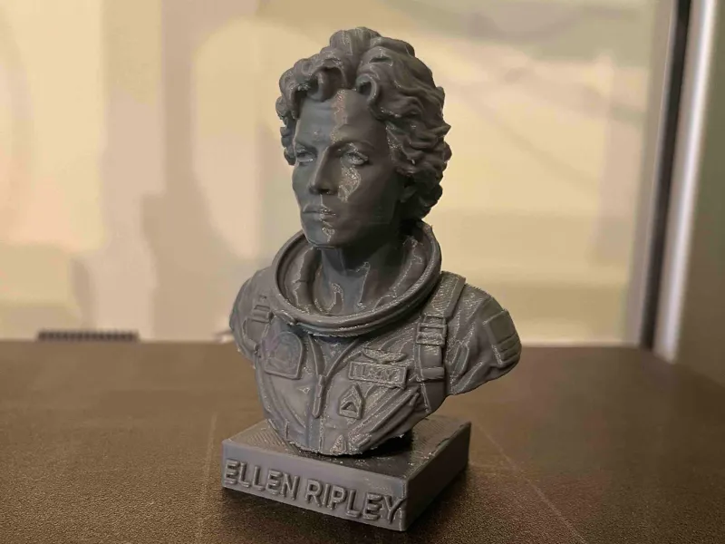 Ellen Ripley Bust - Alien (Nostromo Suit Version)