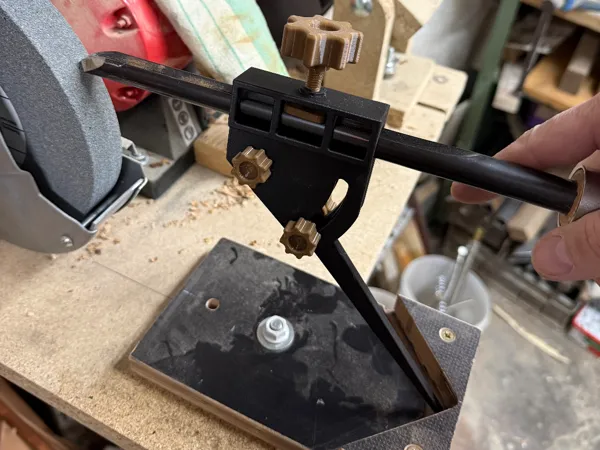 https://makerworld.bblmw.com/makerworld/model/US195109f5b1b5a0/design/2025-12-24_c14009fc72745.jpg