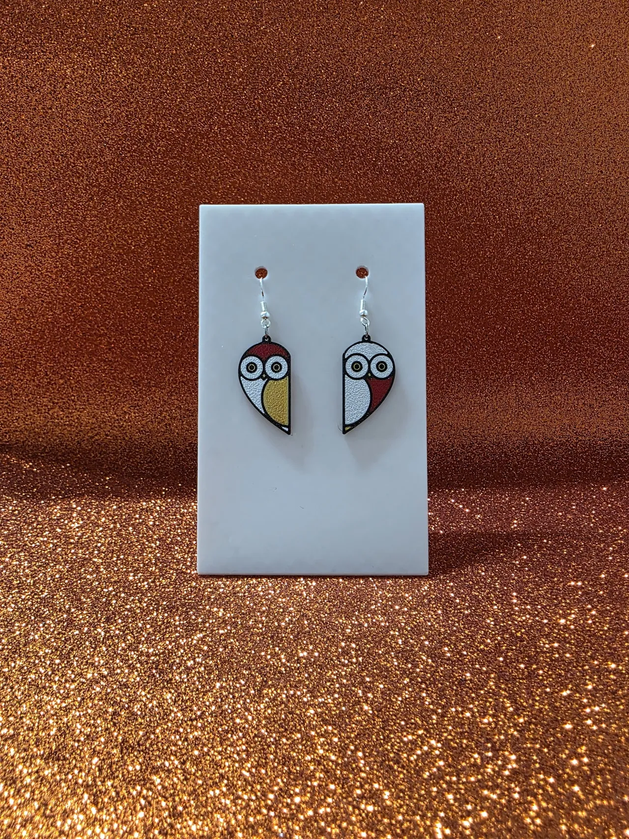 Heart-shaped owl earrings view 2