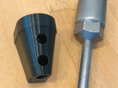 Holder for 19mm socket for caravan crank supports