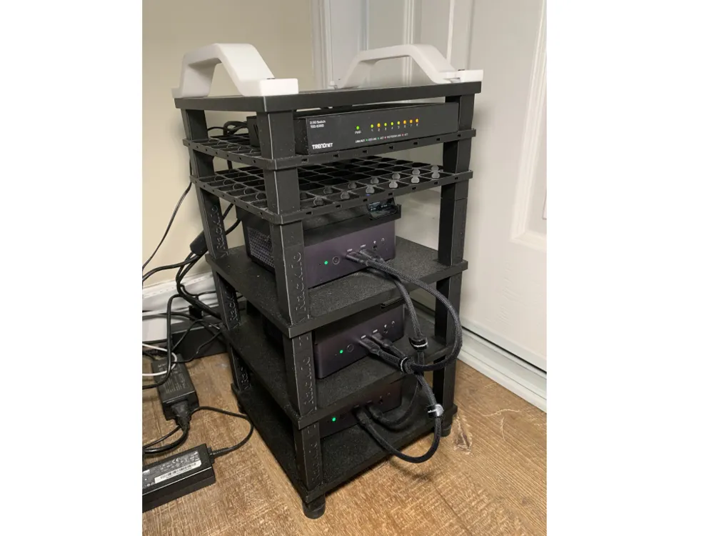 Mini Desktop Server Racks Printable TinyRack - A modular customizable mini server rack - Free 3D Print ...