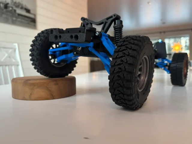 Articulated 1:10 Chassis