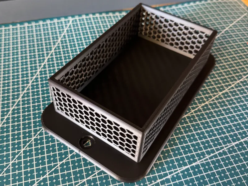 Battery box NOCO NLP14