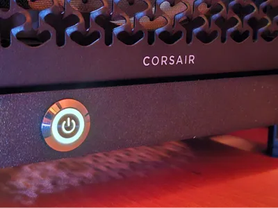 Corsair Frame 5000D Front I/O