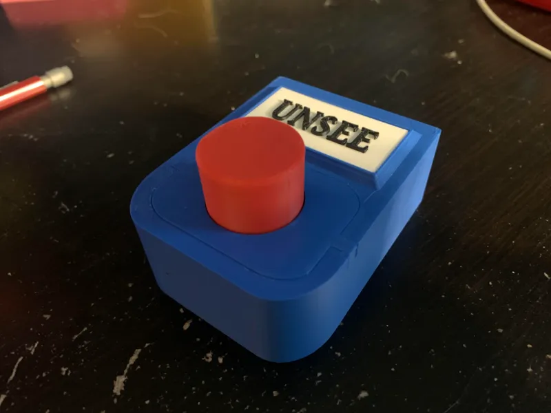 Unsee Magnetic button