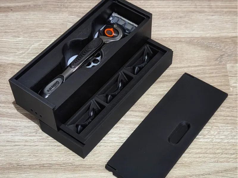 Gillette Razor Case (with storage for blades)