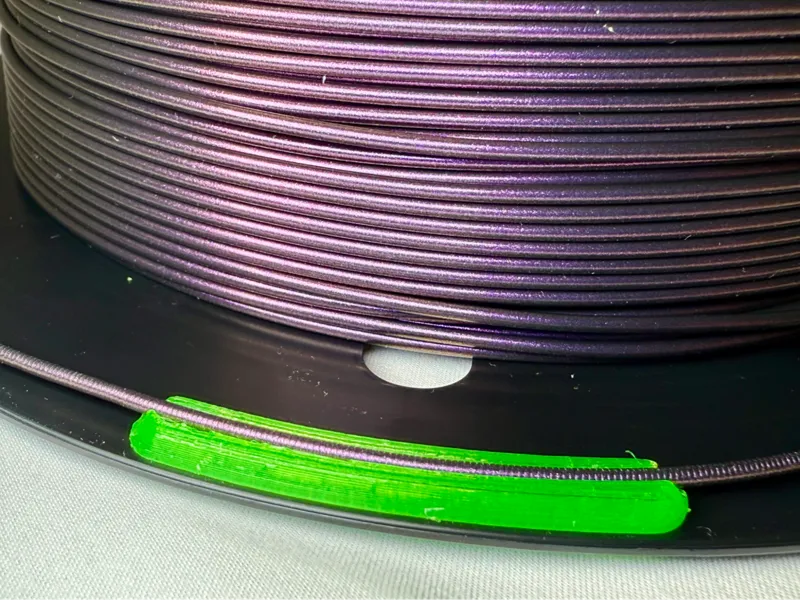 Press-in filament clip for Voxelab flat-side spool
