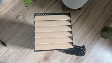 Caja o estuche: Xbox Dust Cover — vista de referencia 4
